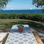 Nerissa No 5 Case de vacanță